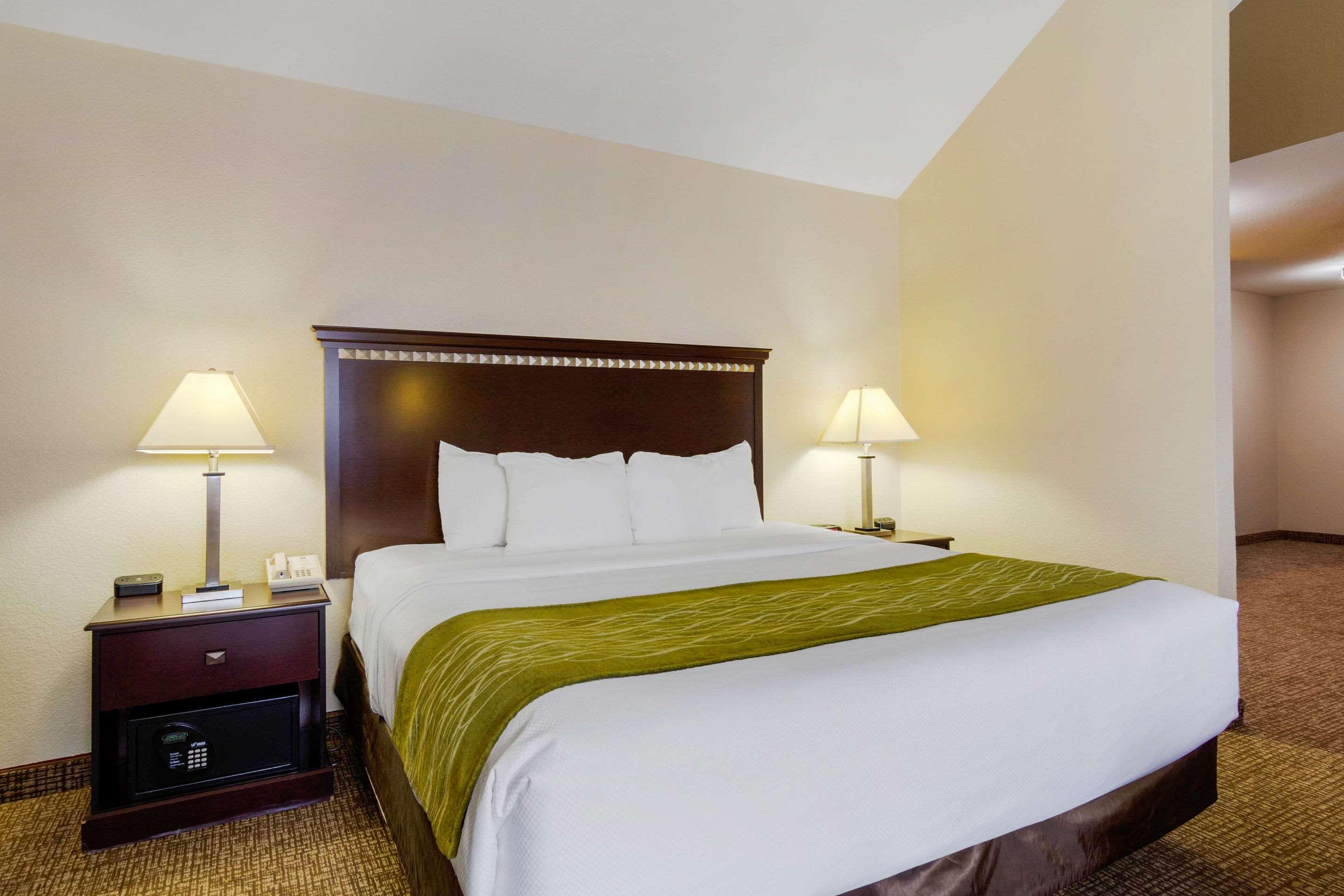 Comfort Inn & Suites Грили Экстерьер фото