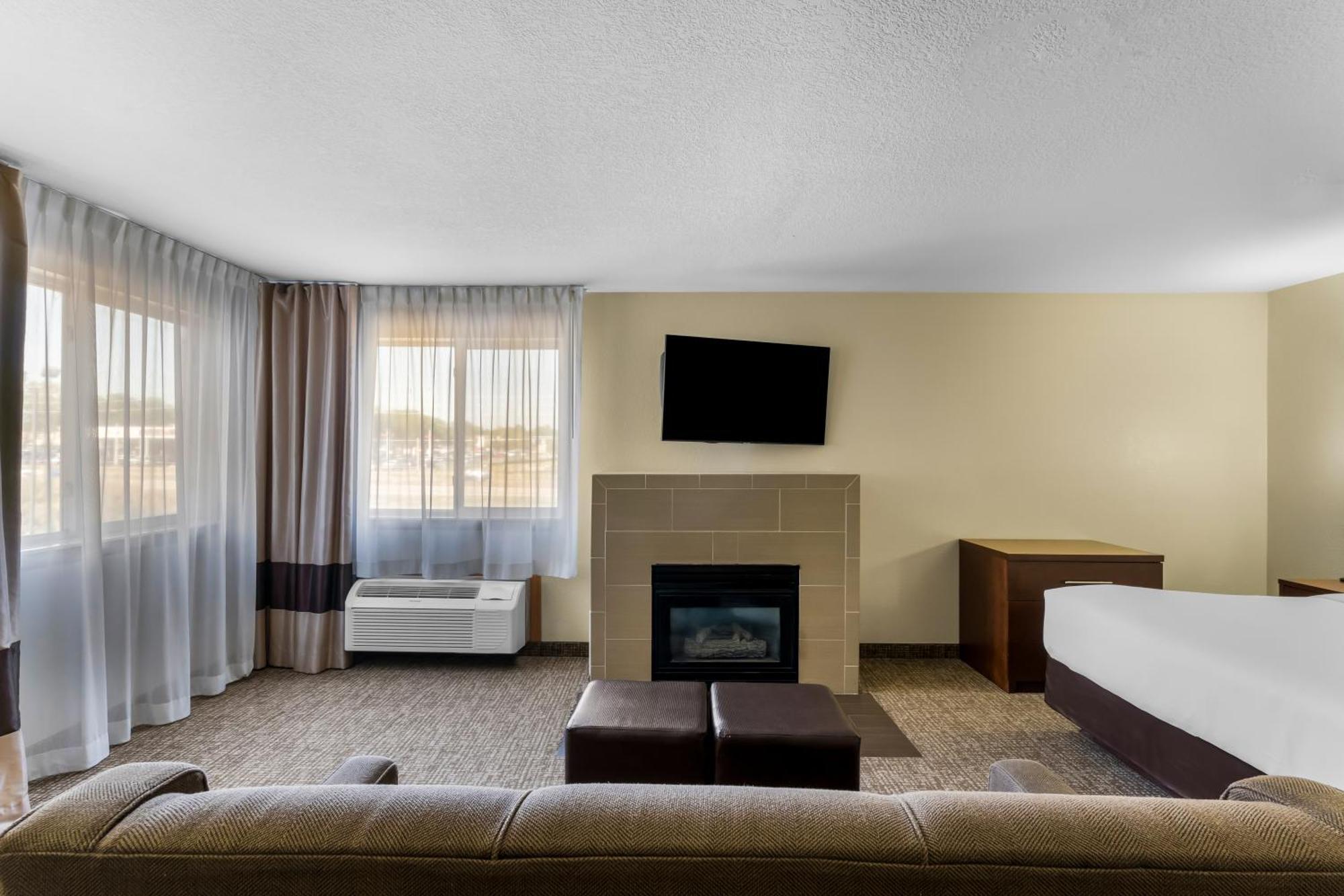 Comfort Inn & Suites Грили Экстерьер фото